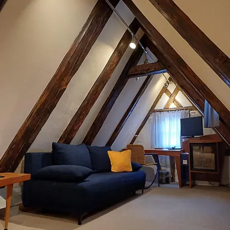 Hotel Schiefes Haus-3